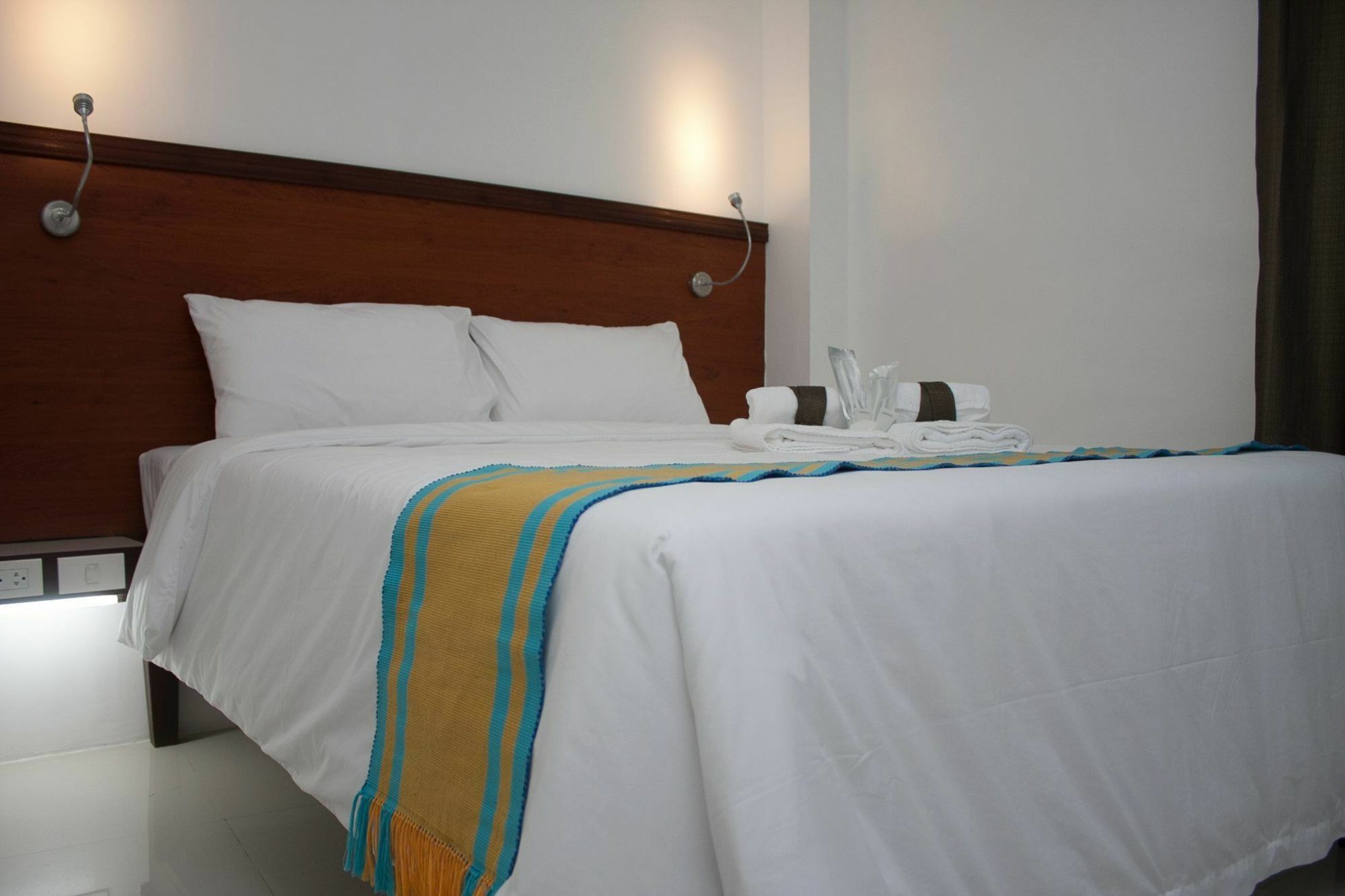 Viven Hotel Laoag Εξωτερικό φωτογραφία